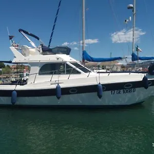  Bateau-hôtel Charter Boat And Breakfast Italie